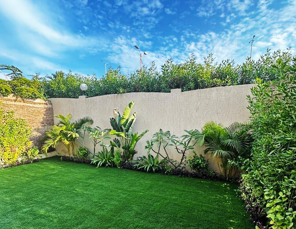 U shape artificial grass appliation-3.jpg